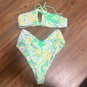 Skatie bikin set top XS bottom small never worn